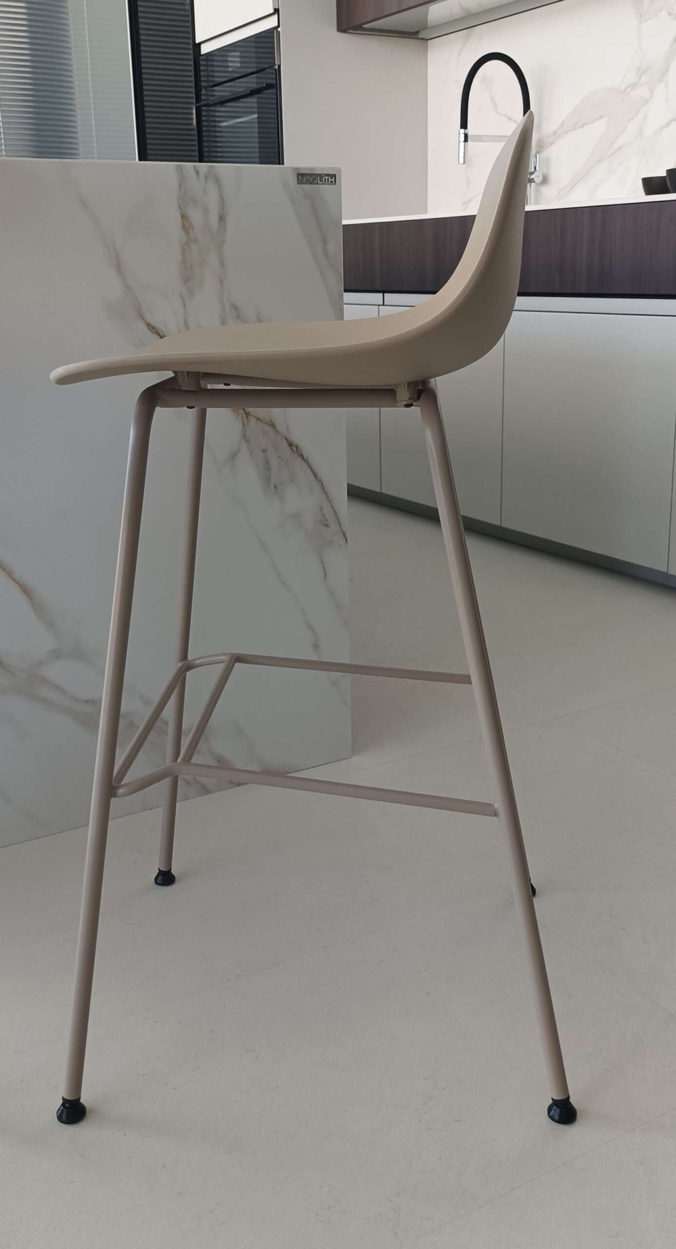 SGABELLO "PURE LOOP MINI 4 LEGS KITCHEN" INFINITI DESIGN - immagine 4